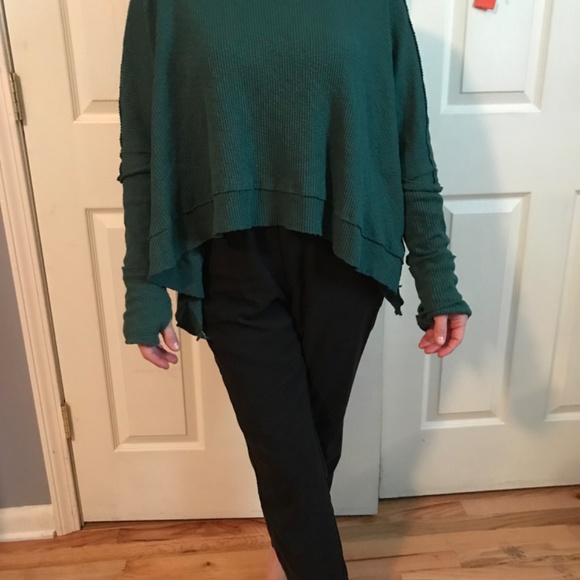 Free People We the Free Sweater Medium - Picture 2 of 8